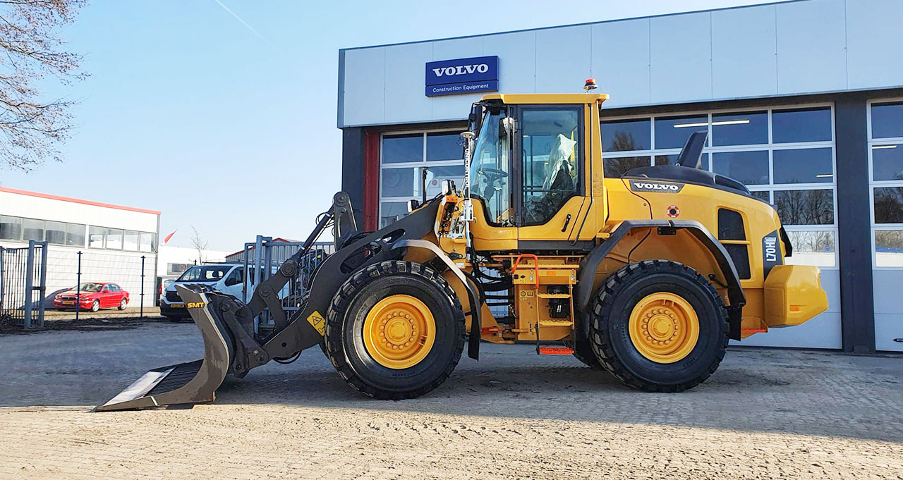 Bij-la-van-roozendaal-volvo-grondverzetmachines-07